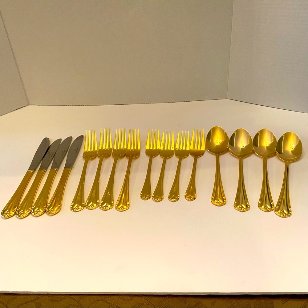 Hampton silversmiths gold cutlery lot of 16 ( no teaspoons)